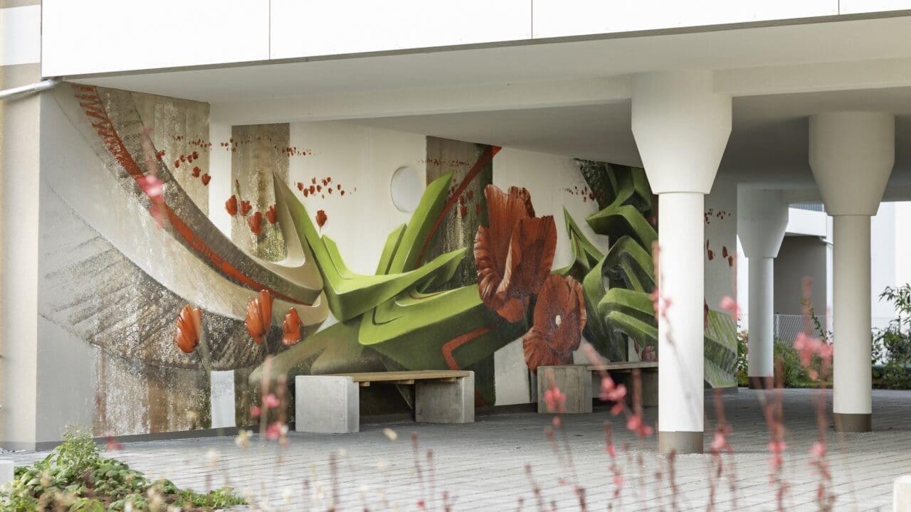 Abstraktes 3D Wandkunstwerk mit Mohnblüten