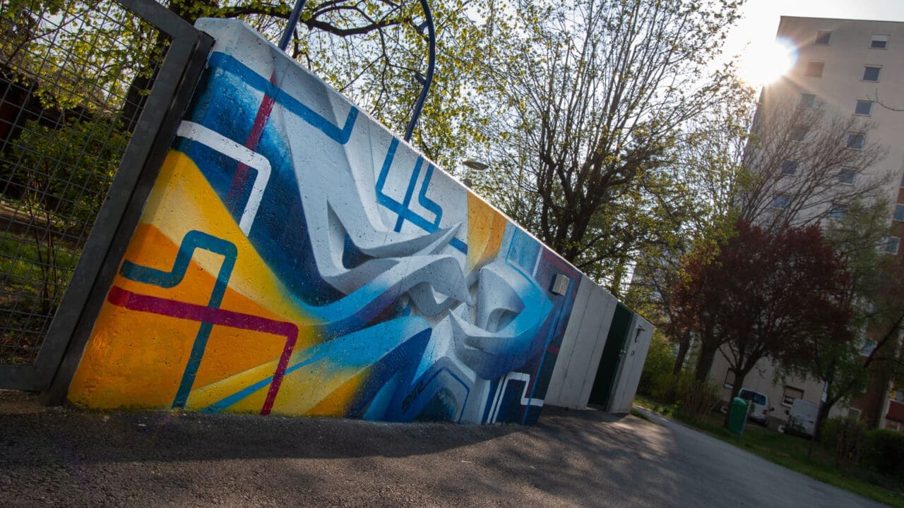 Graffiti für Jugendkulturraum Krems, blau, gelb, weiß