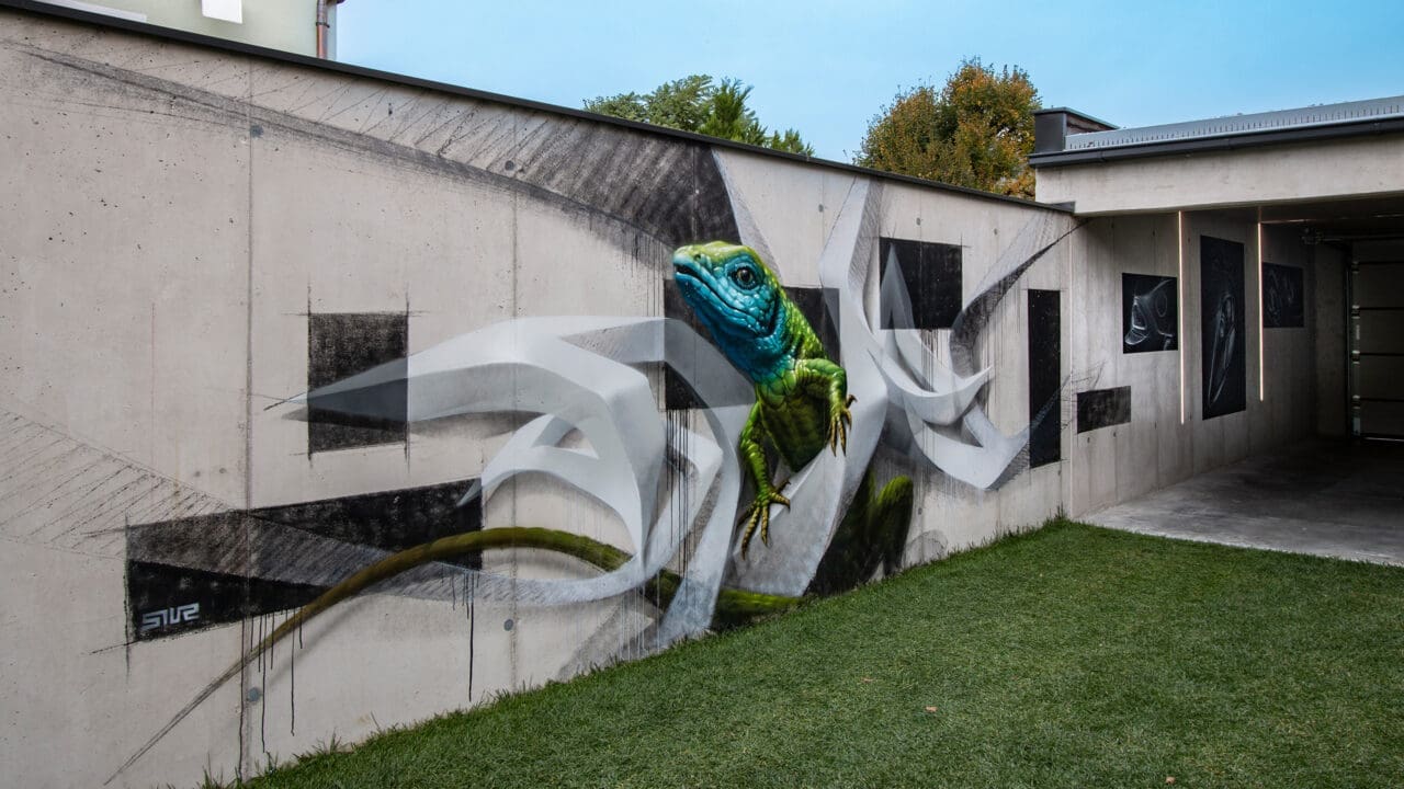 3D Graffiti mit Eidechse und Konzeptskizze eines Sportwagens