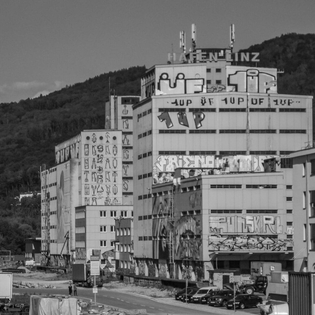 Mural Harbor Linz
