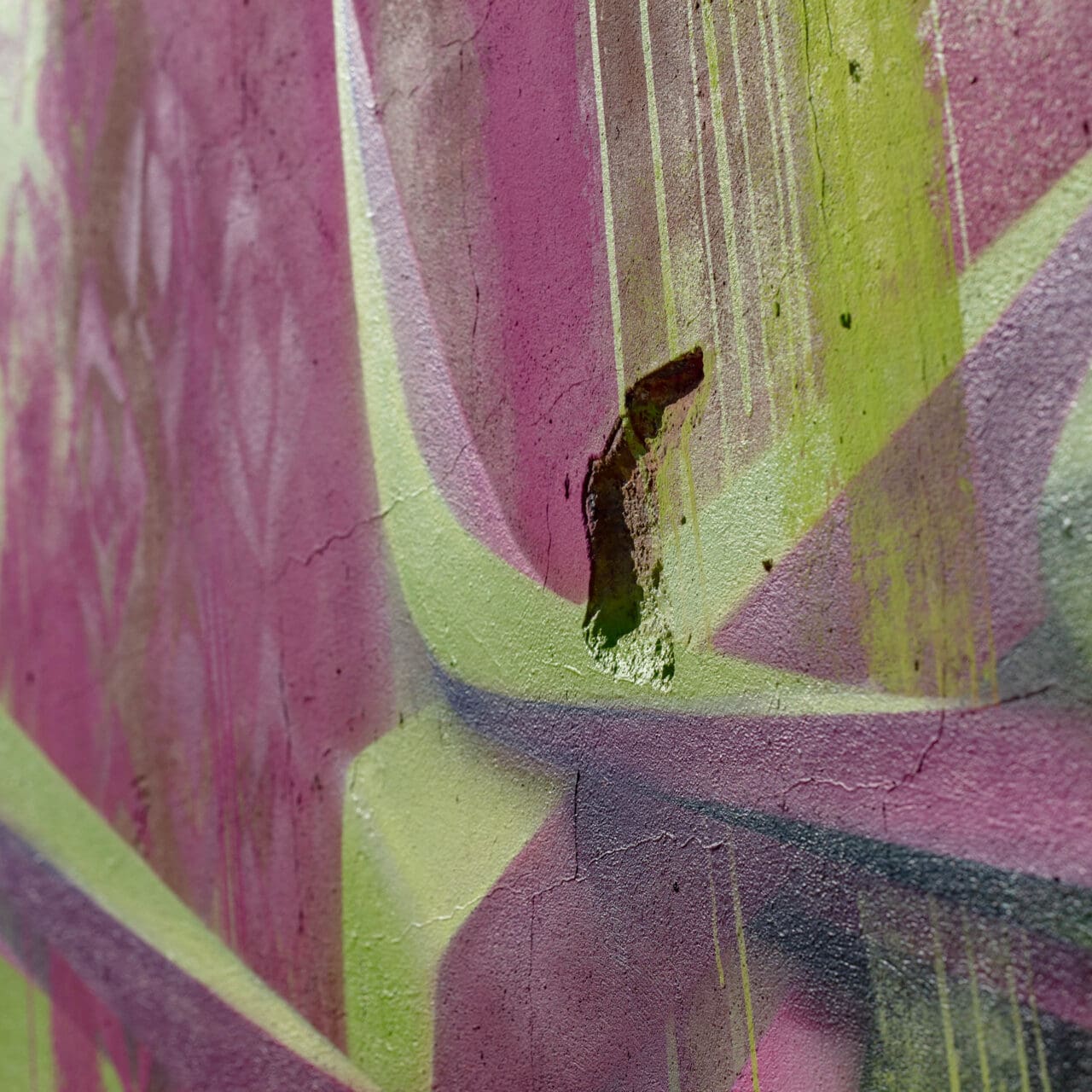 modernist wallpaper pattern graffiti