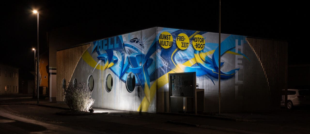 graffiti für schiffsschule betonwand