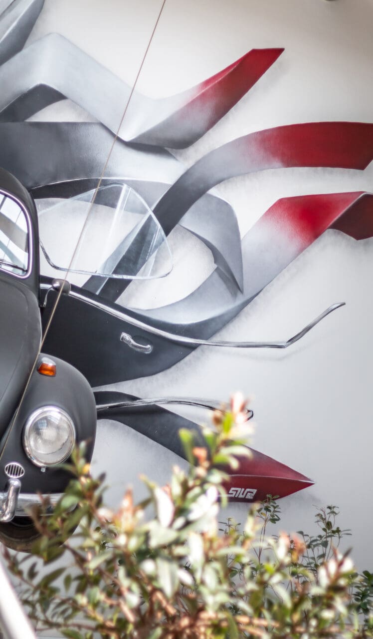 Ein VW Käfer als Graffiti Detailaufnahme
