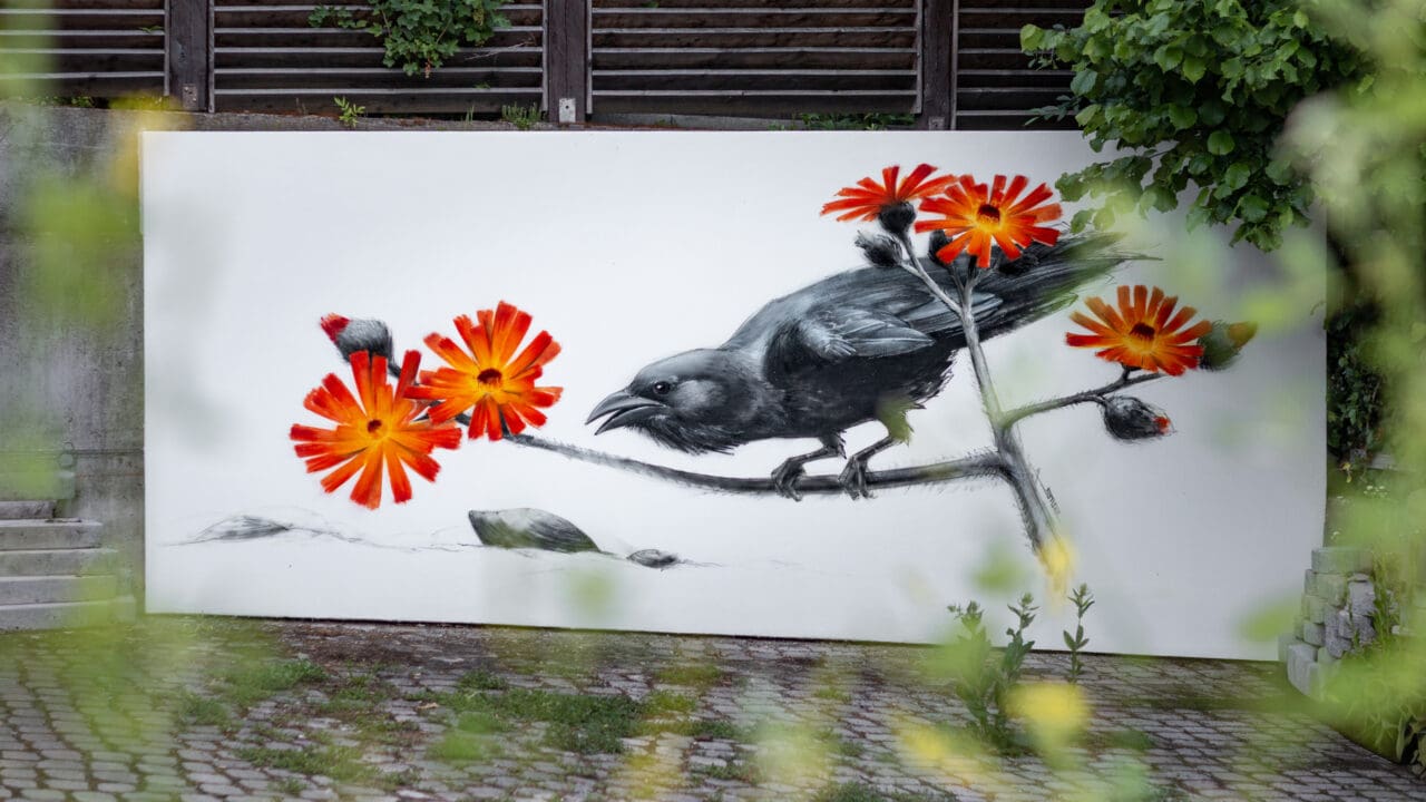 Kunst im Garten an der Thaya mit Krähe